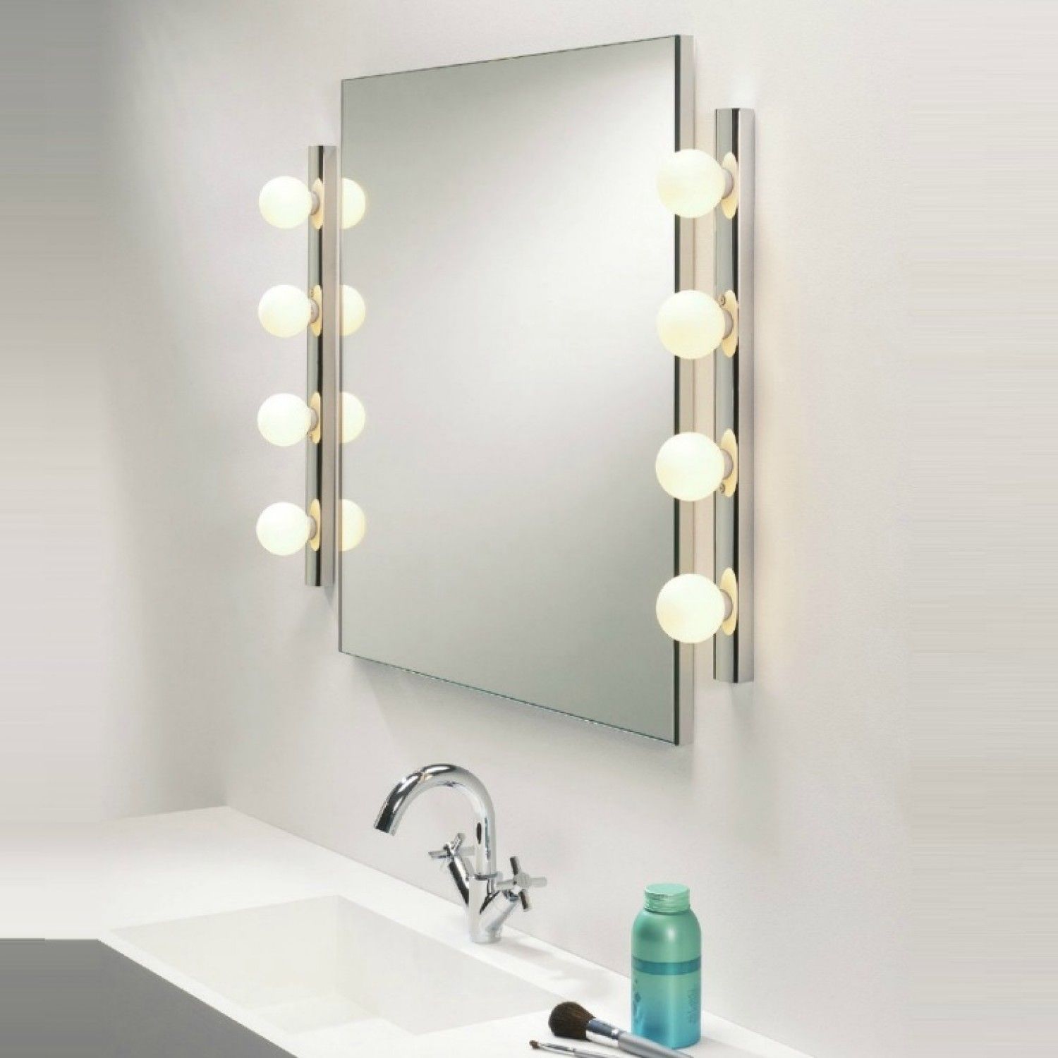 Applique CABARET Astro By MEGALUX 33